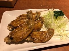 お夕食1発目は近所の『風来坊』
まずは手羽先っしょ！胡椒がピリっとしてウマウマ！