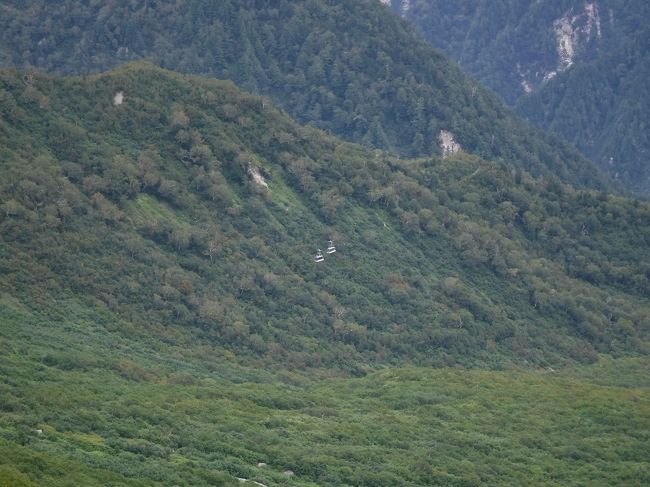 黒部平から大観峰まであがるロープウェイ。<br />紅葉の時期はすごいきれいなんだろうな～。