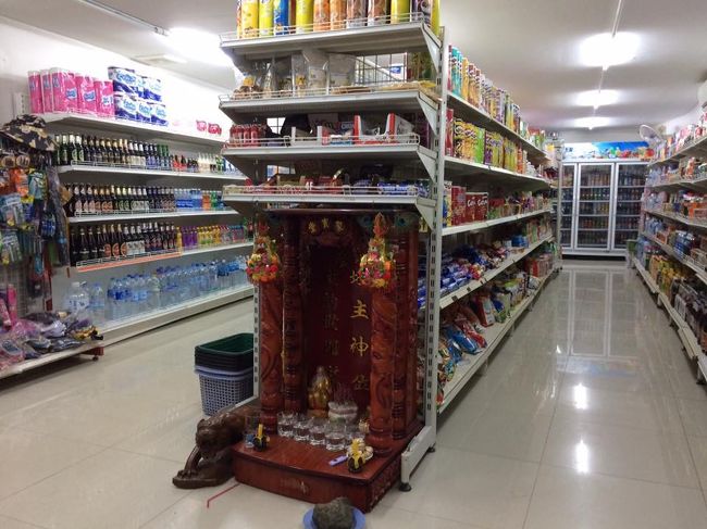 シェムリアプへ戻りコンビニ