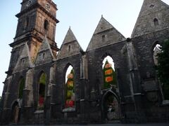 エディーギエン教会　Aedigienkirche　
戦争の傷跡を後世に伝えるため、修復されず廃墟のままです。
