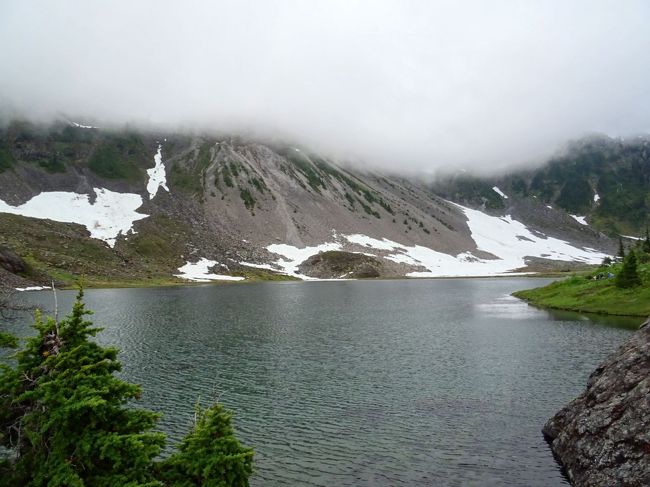 雲は晴れないようなので，早めにシアトルに向かうことに．