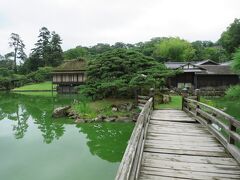 玄宮園は美しく、たまたま空いていて雰囲気がよかったです。