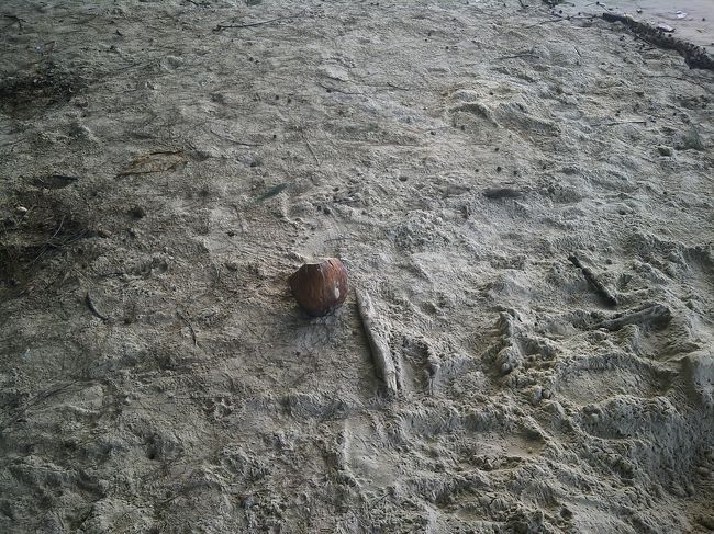 受付をして船の出港を待ちます。