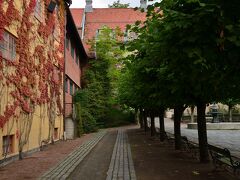 その後，ノルウェー民俗博物館へまたまた徒歩10分で移動。
9月の半ばは紅葉が始まる時期ですね＾＾。9月末になると北欧の秋を堪能できて綺麗なんだろうなぁ。