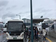 小一時間で尾道駅着。

やっぱり雨は止まない。
