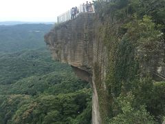 千葉に入ったら房総半島を南下し鋸山の日本寺を観光しました。
階段が多くて足がパンパンです＾＾；