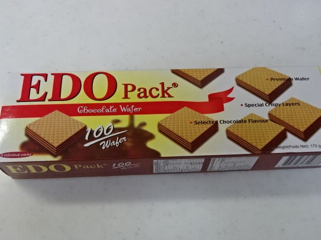 こちらは、夫の自分へのお土産。「エドパック」８．９HKD。