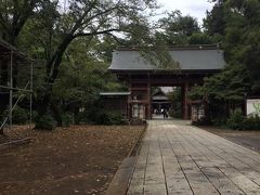 　下妻市の北部にある当地で一番大きな神社、大宝八幡宮。国の重要文化財だそうです。とても格式の高い神社らしいです。ここでは孫のお守りと車の安全祈願でお守りを購入しました。