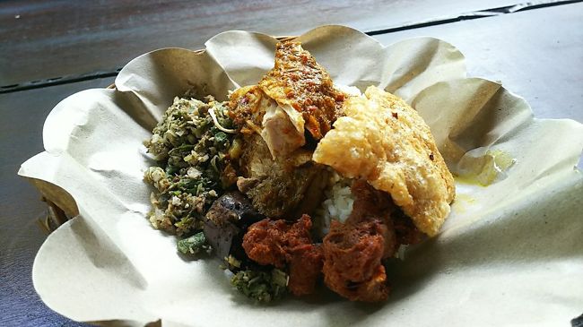 辛いものがあまり得意ではないのでアレですが…まぁ名物ですので、食べられて満足でした。