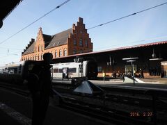 ヘルシンガー駅
駅周辺を１時間余り散策する。
団体の観光ルートには入っていない。
観光客を見かけない、素晴らしい街並みです。

