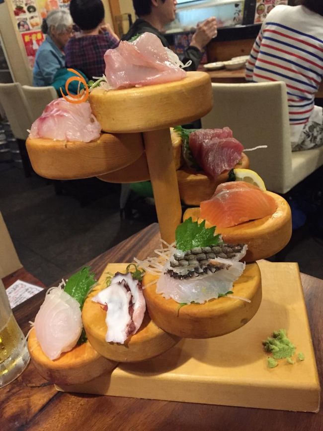 島で揚がった深海魚や珍しい刺身が