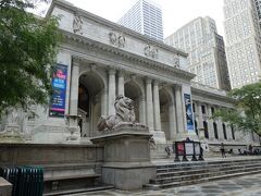 きれいなニューヨーク公立図書館です。