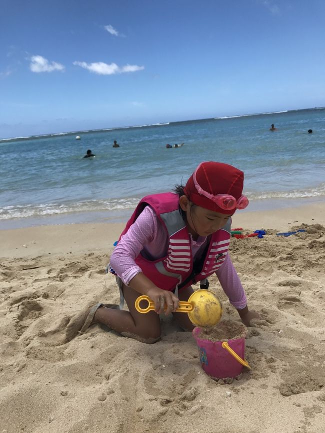 結局、ウミガメを見られてない娘<br /><br />この後もしつこく、ブツブツ言ってました(^◇^;)