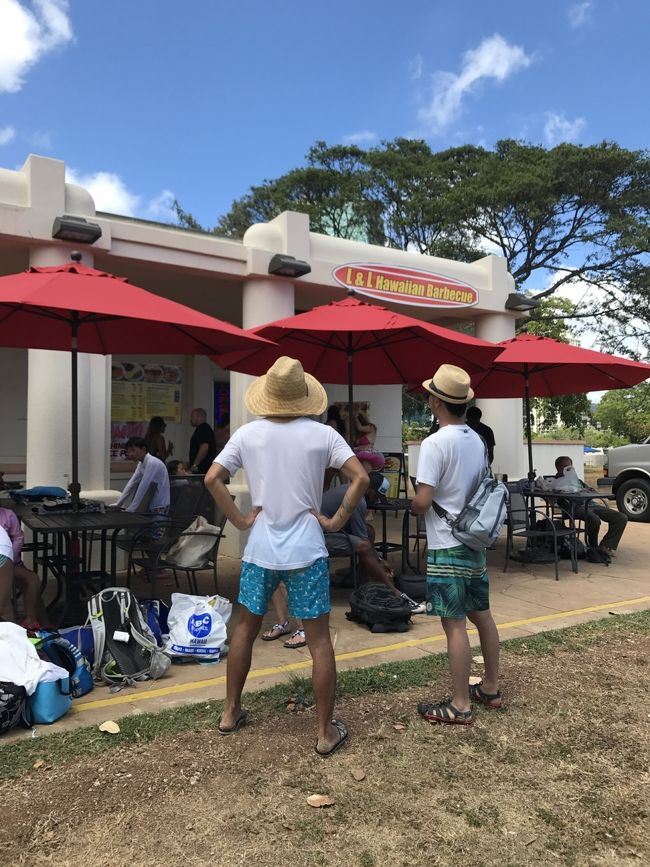 お腹も空いてきたので、ご飯にしましょー！！