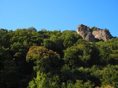 道の駅 霊山たけやま。
「霊山」っていう名前がすごいです。
上の方に神社とか祠とかありそうです。