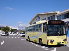 駅前からは、11:42発の足摺岬行のバスに乗車。
一路、今回の目的地足摺岬を目指すが、土佐清水を経て、終点までは2時間弱の車窓の旅だ。