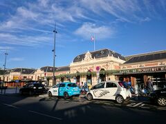 Gare de Nice Ville
ニース・ヴィル駅

キレイな空
今日は天気がよさそう♪