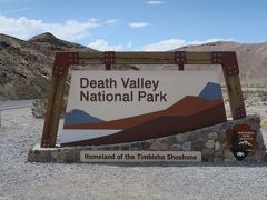 11:30 ラスベガスの街を出発して、Death Valleyへ。
13:40 到着。
結構時間かかります。

