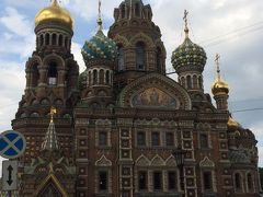 血の上の救世主教会。
モスクワのワシリー寺院とちょっと似ています。