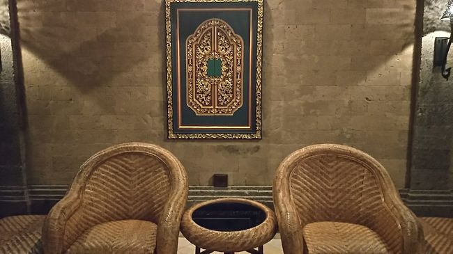 二人でたっぷり一時間半の施術をしてもらいました。<br />お代金は、だいたい一人当たり9000円くらいかな～<br />日本よりはお安いけど、そこそこいいお値段ですよね<br /><br />気持ち良かった(*^_^*)