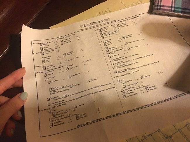 裏面にはアメリカンとコンチネンタルのチョイス<br />娘と、「いろいろ種類が食べられるようにしたいね♪」と卑しくそれぞれ違うものをチョイス(^_^;)