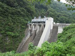 前編にて
群馬県四万方面に向かい
「中之条ダム」「四万川ダム」を訪問
その後、猿ヶ京に出て
「相俣ダム」を訪問しました。

※前編の様子はこちら
　https://4travel.jp/travelogue/11286472

中編は水上方面に向かい、まずは「藤原ダム」を目指します

※写真は前編の最終地「相俣ダム」