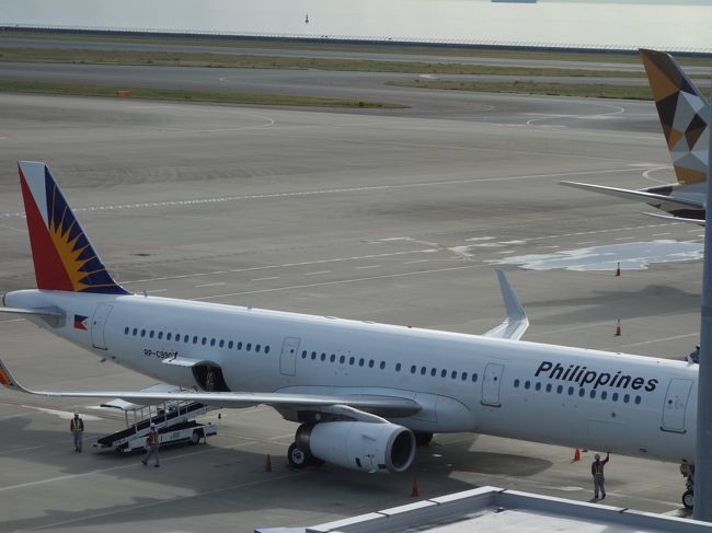Dream Lifter の離陸と着陸を見てきました。同じ飛行機でしょ