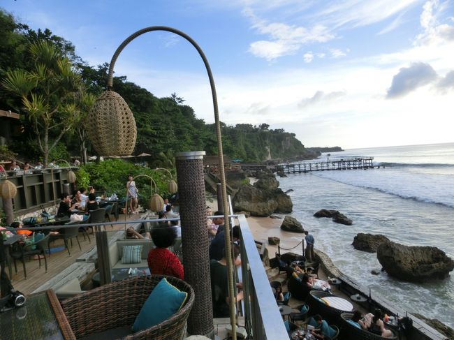 テラス席でしたが、横にはレストラン席もありました。