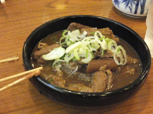 忘れちゃいけない、どて煮。<br /><br />(10:40)