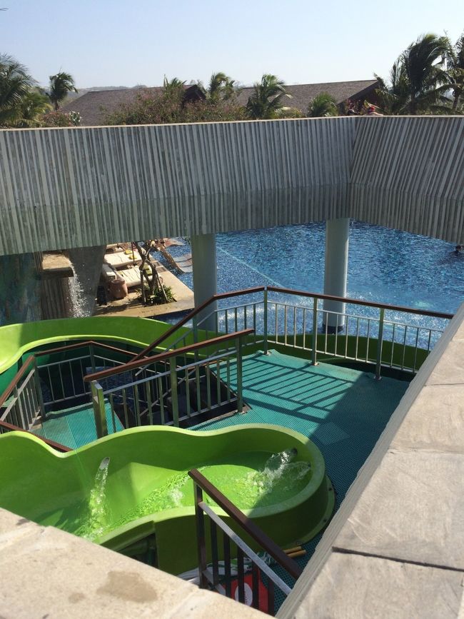 ウォータースライダーもありますよ！