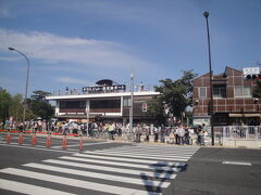 洗足池公園は　駅前です。