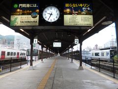 門司港駅にやってきました。2番乗り場に停車しているきらめき103号に乗って小倉へ戻ります。