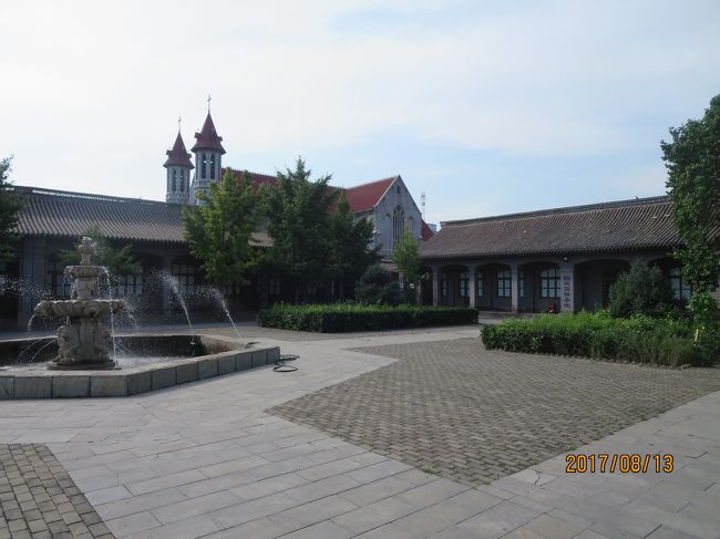 ホテル付近まで戻ってみると，「宣化博物館」が昼休み明けで開館していた。<br />