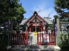 国道１号を通過し少し行くと神社がありましたのでここも寄り道します。同じタイミングで２人が参拝していました。