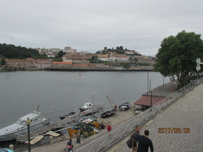 この遺跡の直ぐ前はドウロ川だ！