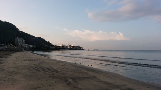 朝の海<br /><br />気持ちいーなー！！