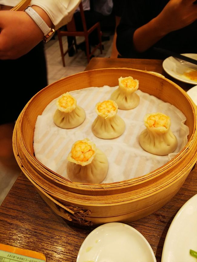 海老焼売。小籠包並のたっぷりスープ入り。<br />美味しい！！！(๑´ڡ`๑)