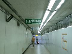 新日本橋駅方面へ。