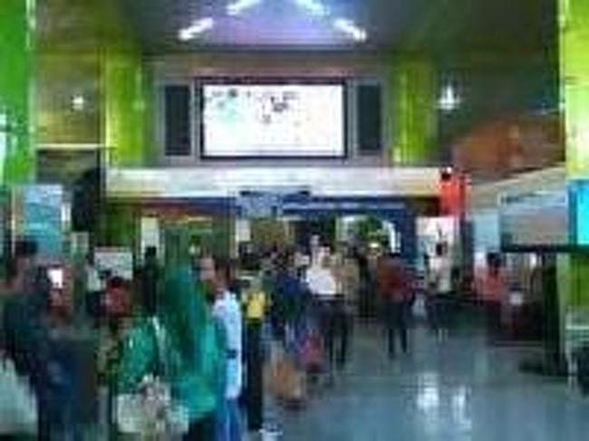 [２０１４/８/１０]<br /><br />ホールへ入って左側をみると、こんな感じです。<br />