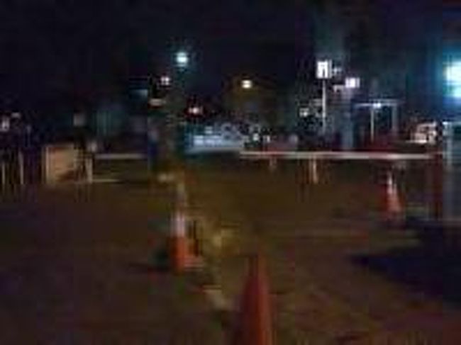 [２０１４/８/１０]<br /><br />「HARMONI」のバス停は、こちらを参照して下さい。http://balineta.exblog.jp/11692470/<br /><br />バスを降りて少し南へ行くと、駅の東側の北寄りにある入口から駅の敷地へ入っていけます。