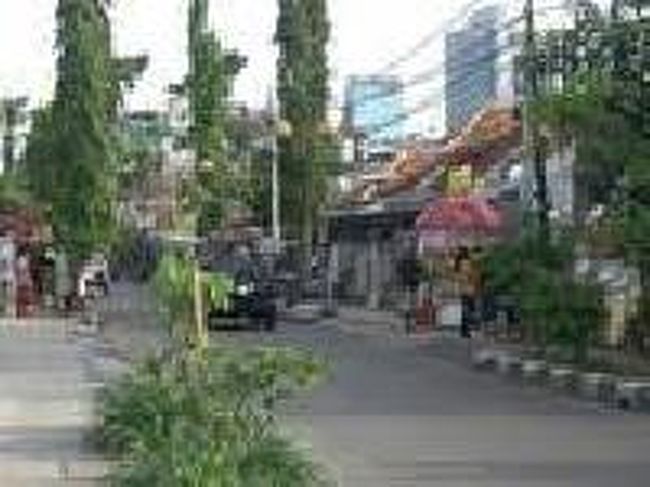 [２０１４/８/１０]<br /><br />以前は少し胡散臭い食堂や、飲み屋が多く、バックパッカーも多くいましたが、その面影がなくなりつつあるかも。