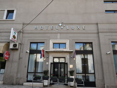 スプリトでのホテルはこちら，Hotel Luxeです．早速チェックインします．