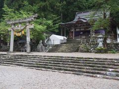 白川八幡神社
翌々日からどぶろく祭が開かれるそう。
なんだかお祭りの隙間の旅行だなぁ。

