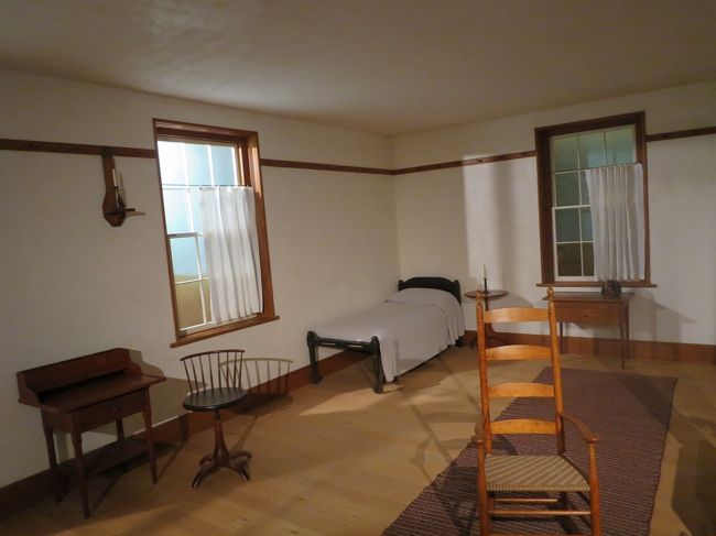 ゴッホの絵に出て来そうや素朴で強烈なメッセージを発してくるけど普通すぎるのか画像検索に引っかからず<br />4時過ぎてる。焦る焦る