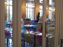 この日、10/1は、第一日曜日、いろんな美術館が無料で入れます。
年に何度かある、貴重な日。
オルセー美術館に向かいます。
