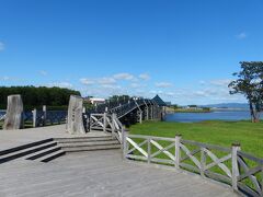 14時。
着きました。
鶴田町の名所「鶴の舞橋」です。