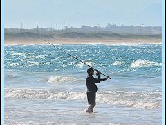 【Praia do Pero（ペロ海岸）／リオデジャネイロ】

海釣り....やってます～