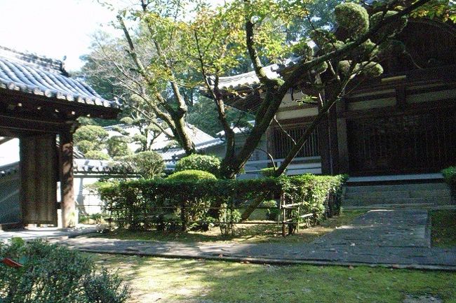 河内玉手山安福寺山門と本堂