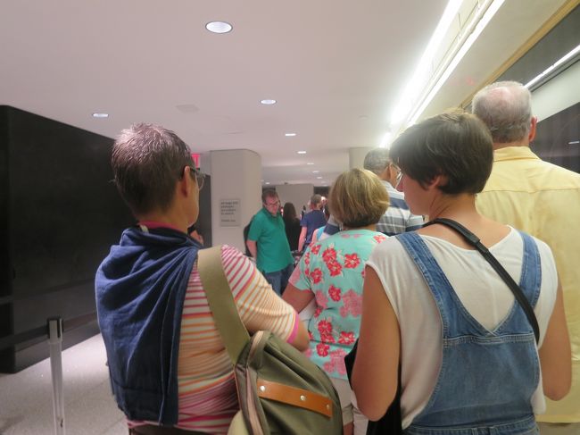 19:31　時間は厳守です。早くは入れてもらえなかった