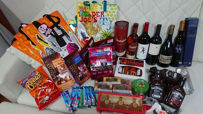 9:29発デトロイト経由成田行き　Gojetデルタコネクション→デルタ<br />天候が良く20分くらい早く着いたため乗り継ぎ41分が1時間になり余裕でした。<br />空港間移動は10分。デルタ航空優秀だな。アプリでゲートの確認もできるし座席テレビには出ない到着予定時間が訂正される都度見れる。快適快適。機内食はできるだけコストを抑えようとしていながらもOKな感じ<br />行ってよかったと思った所<br />１．メトロポリタン美術館<br />２．トップオブザロック<br />３．フリックコレクション<br />行かなきゃよかったと思った所<br />１．グランドセントラルオイスターバー(問題外バーガーキング）<br />２．エリス島移民博物館<br />３．ブルックリン橋